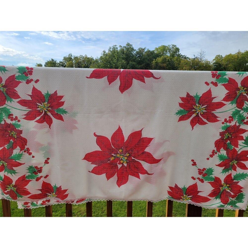 Vtg Holly Berry-Poinsettia Christmas Holiday Tablecloth 85" x 60" Lace Trim